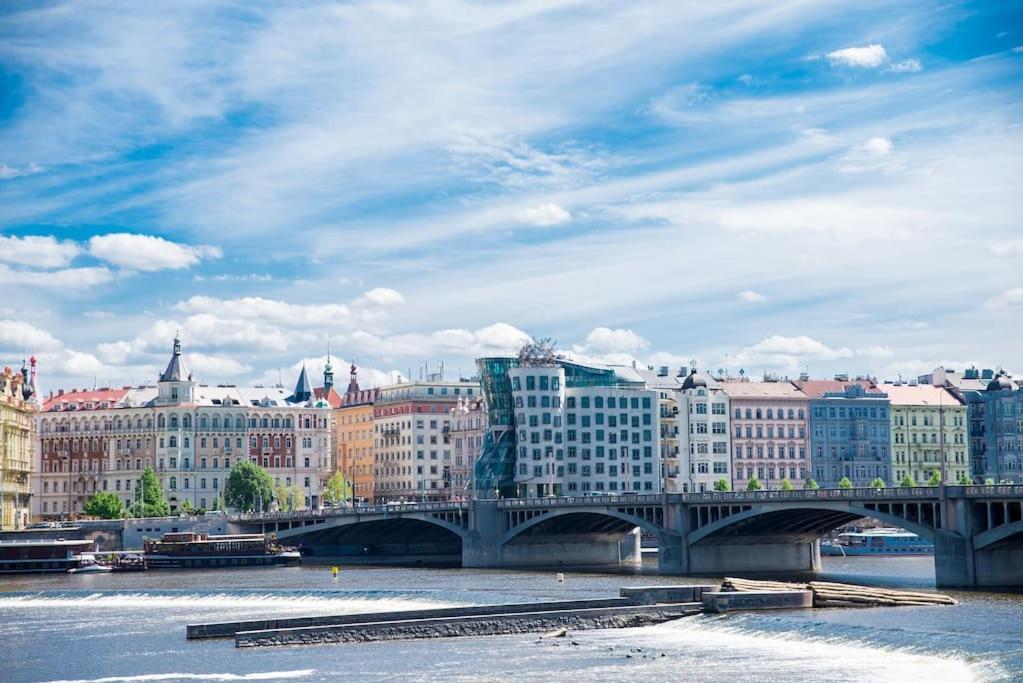 Capitol Deluxe Apartment Prag Dış mekan fotoğraf